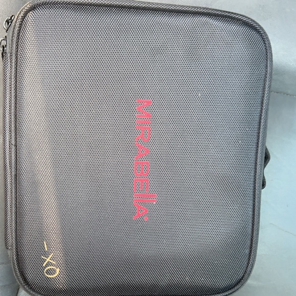 Mirabella Makeup Set - Picture 2 of 3